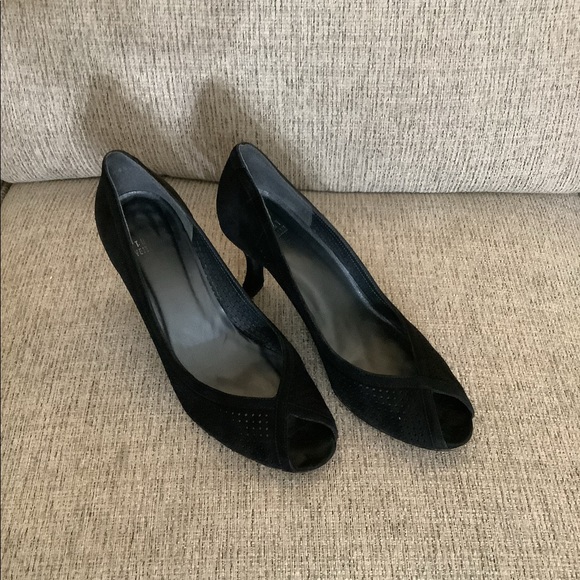 Stuart Weiztman heels-size 8 - Picture 1 of 9